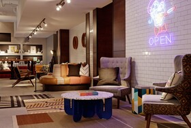 Moxy Richmond Downtown