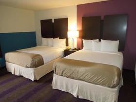 Holiday Inn & Suites Richmond West End