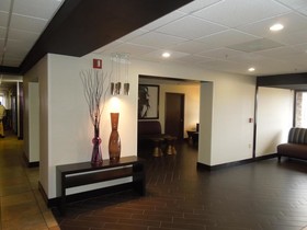Holiday Inn & Suites Richmond West End