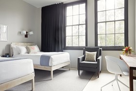 Quirk Hotel