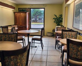 Rodeway Inn