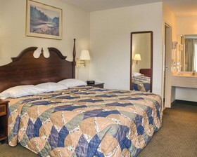 Rodeway Inn