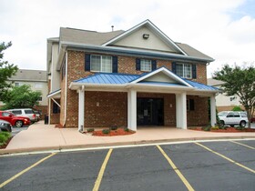 Studio 6 Richmond, VA - I-64 West