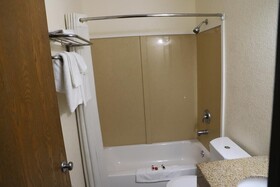Super 8 by Wyndham Richmond Airport VA
