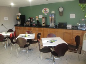 Super 8 by Wyndham Richmond/Chamberlayne Rd