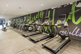 Holiday Inn Roanoke Airport-Conference CTR