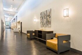 Holiday Inn Roanoke Airport-Conference CTR