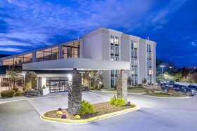Candlewood Suites - Roanoke - Valley View, an IHG Hotel