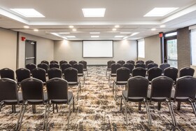 Candlewood Suites - Roanoke - Valley View, an IHG Hotel