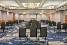 DoubleTree by Hilton Richmond Airport