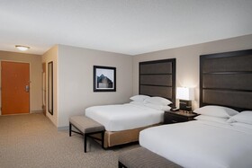 DoubleTree by Hilton Richmond Airport