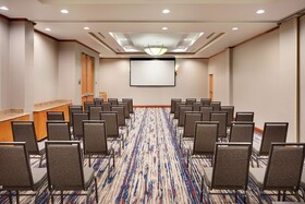 DoubleTree by Hilton Richmond Airport