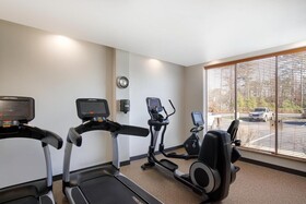 DoubleTree by Hilton Richmond Airport