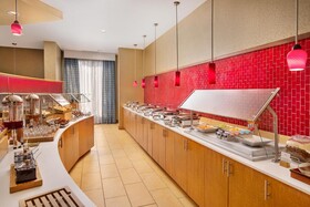DoubleTree by Hilton Richmond Airport