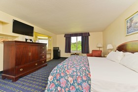 Americas Best Value Inn and Suites South Boston