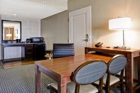 Embassy Suites Springfield