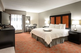 Hampton Inn Stafford/Quantico & Conference Center