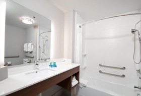 Holiday Inn Express Quantico - Stafford