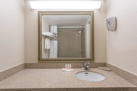Ramada by Wyndham Triangle/Quantico
