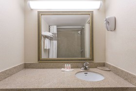 Ramada by Wyndham Triangle/Quantico