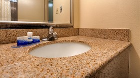 Best Western Center Inn