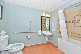 Best Western Plus Sandcastle Beachfront Hotel