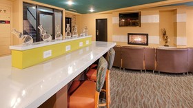 Best Western Plus Sandcastle Beachfront Hotel