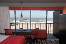Best Western Plus Sandcastle Beachfront Hotel