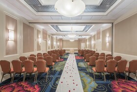 Crowne Plaza Virginia Beach Town Center
