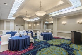 Crowne Plaza Virginia Beach Town Center
