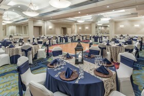 Crowne Plaza Virginia Beach Town Center