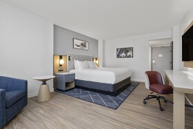 Crowne Plaza Virginia Beach Town Center
