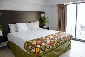 Sun and Sand Resort Oceanfront Suites