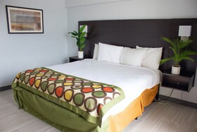 Sun and Sand Resort Oceanfront Suites