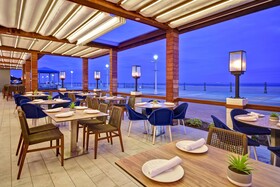 DoubleTree by Hilton Virginia Beach Oceanfront South