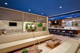 DoubleTree by Hilton Virginia Beach Oceanfront South