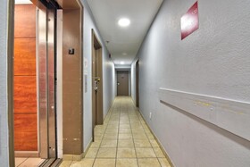 Econo Lodge Inn & Suites I-64 & US 13