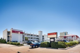Ocean27 Hotel