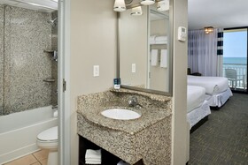 Four Points by Sheraton Virginia Beach Oceanfront