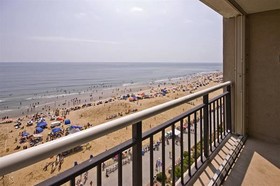 Four Sails Resort