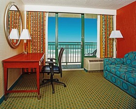 Holiday Inn Express Hotel & Suites Virginia Beach Oceanfront