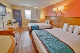 Seashire Inn & Suites