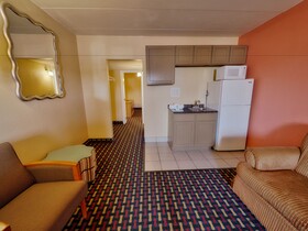 Seashire Inn & Suites