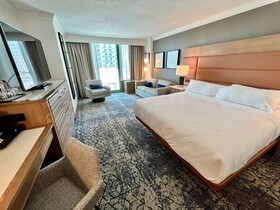 Sheraton Virginia Beach Oceanfront Hotel