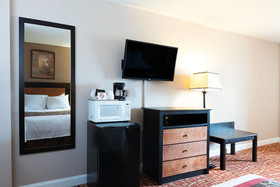 Sundial Inn Motel & Efficiency