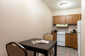 Sundial Inn Motel & Efficiency