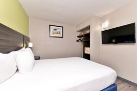 SureStay Studio by Best Western Virginia Beach Oceanfront