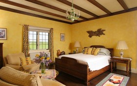L'Auberge Provencale Bed & Breakfast