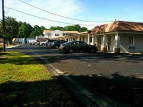 Whispering Pines Motel