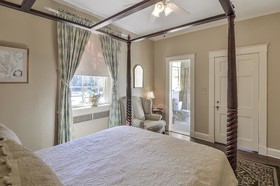 Cedars of Williamsburg Bed & Breakfast
